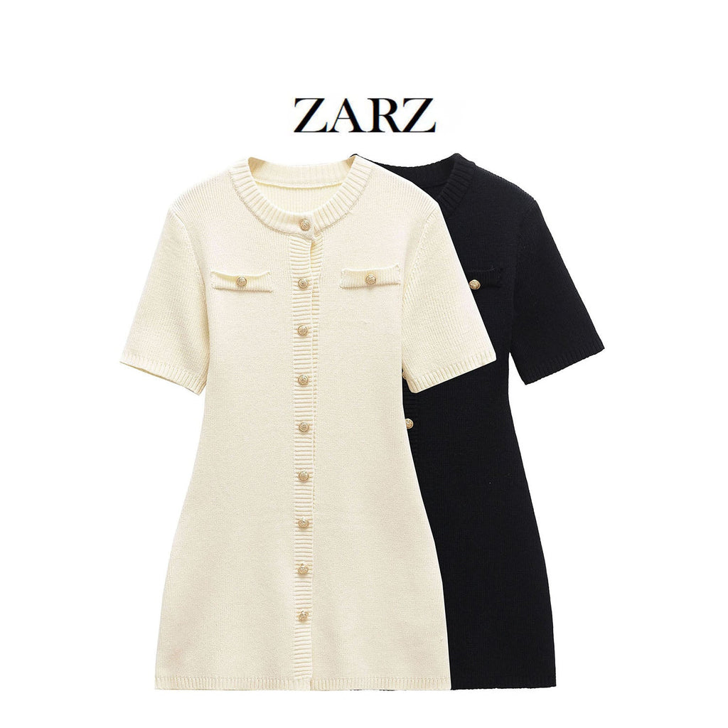 ZARZ's self-made new women's dress with European and American style is a classic, fashionable and versatile button-decorated woolen